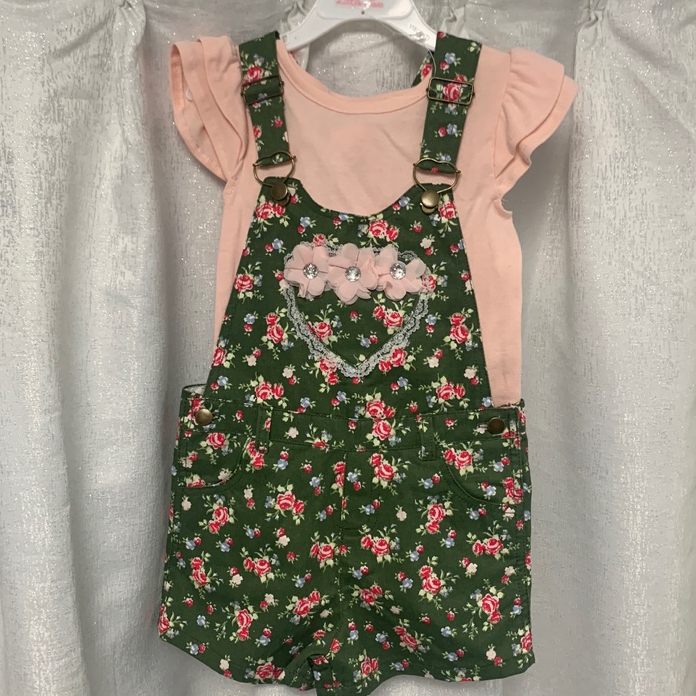NWT sz 5 overall short set